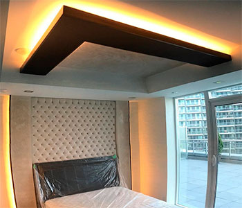 Потолок из гипсокартона в спальной